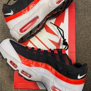 Nike Air Max 95 Baltimore Away - Black and Red Shoes